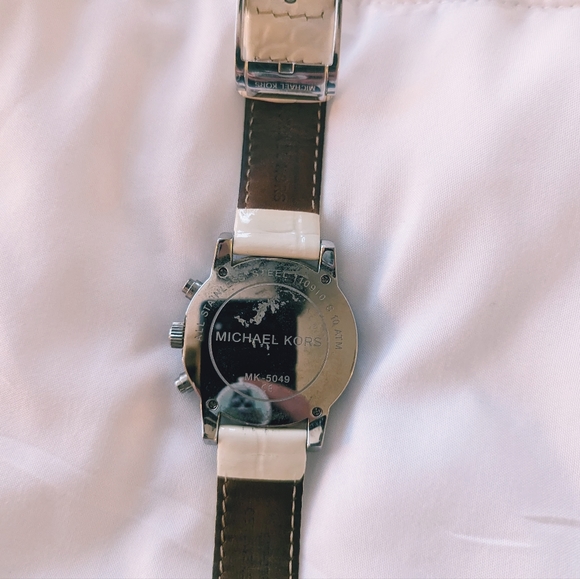White Michael Kors Watch - Picture 3 of 6